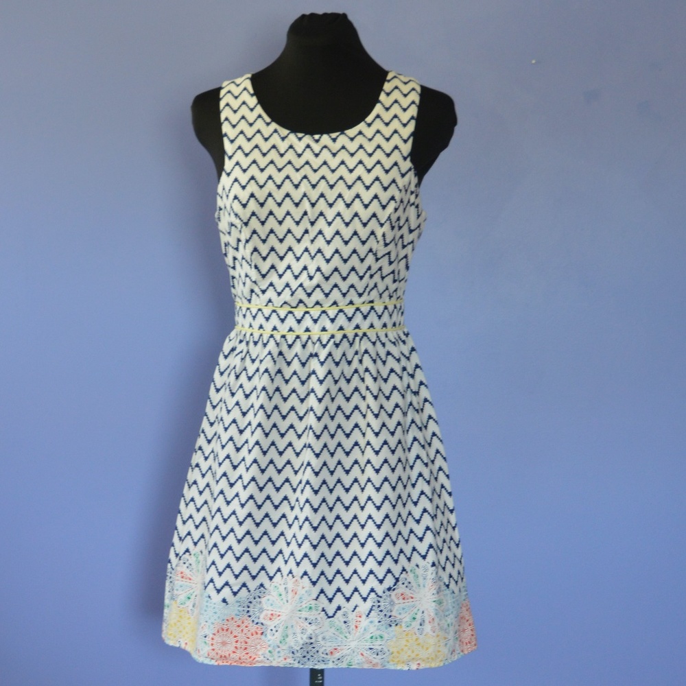 Trixxi Dress